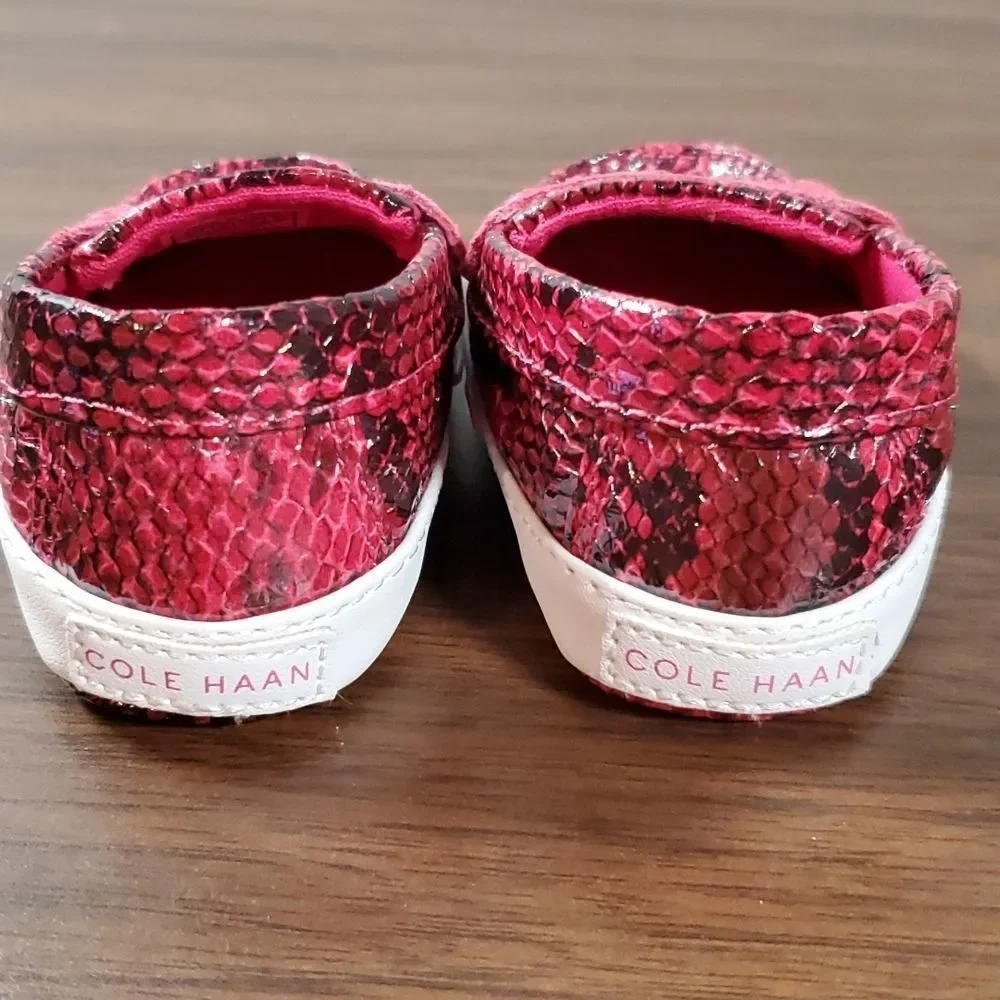 NWOT COLE HAAN Pinch LTE Pink/Black Penny‎ Loafers sz 2 Itty Bitty Pimp Shoes!